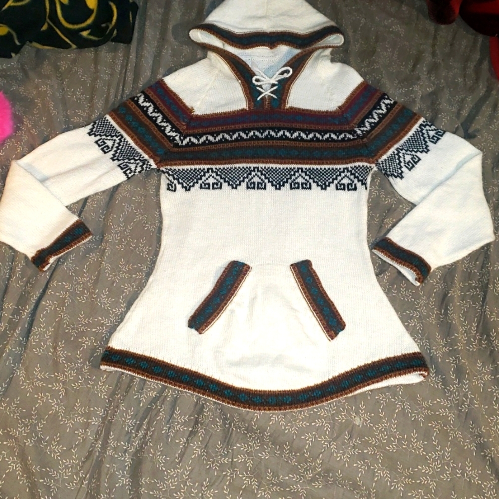 100% Alpaca wool sweater